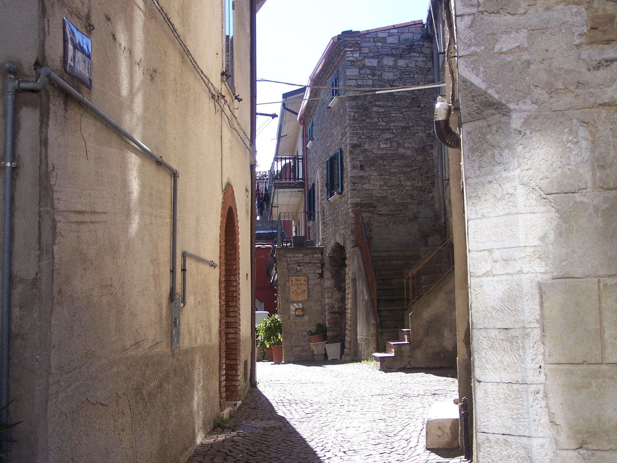 scale in via del Risorgimento